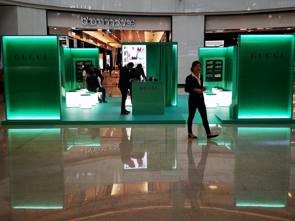 Gucci-Stand in Einkaufszentrum